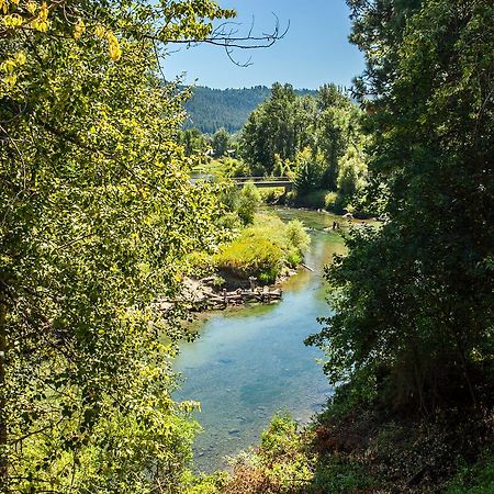 Storybook Riverside Inn Leavenworth Buitenkant foto